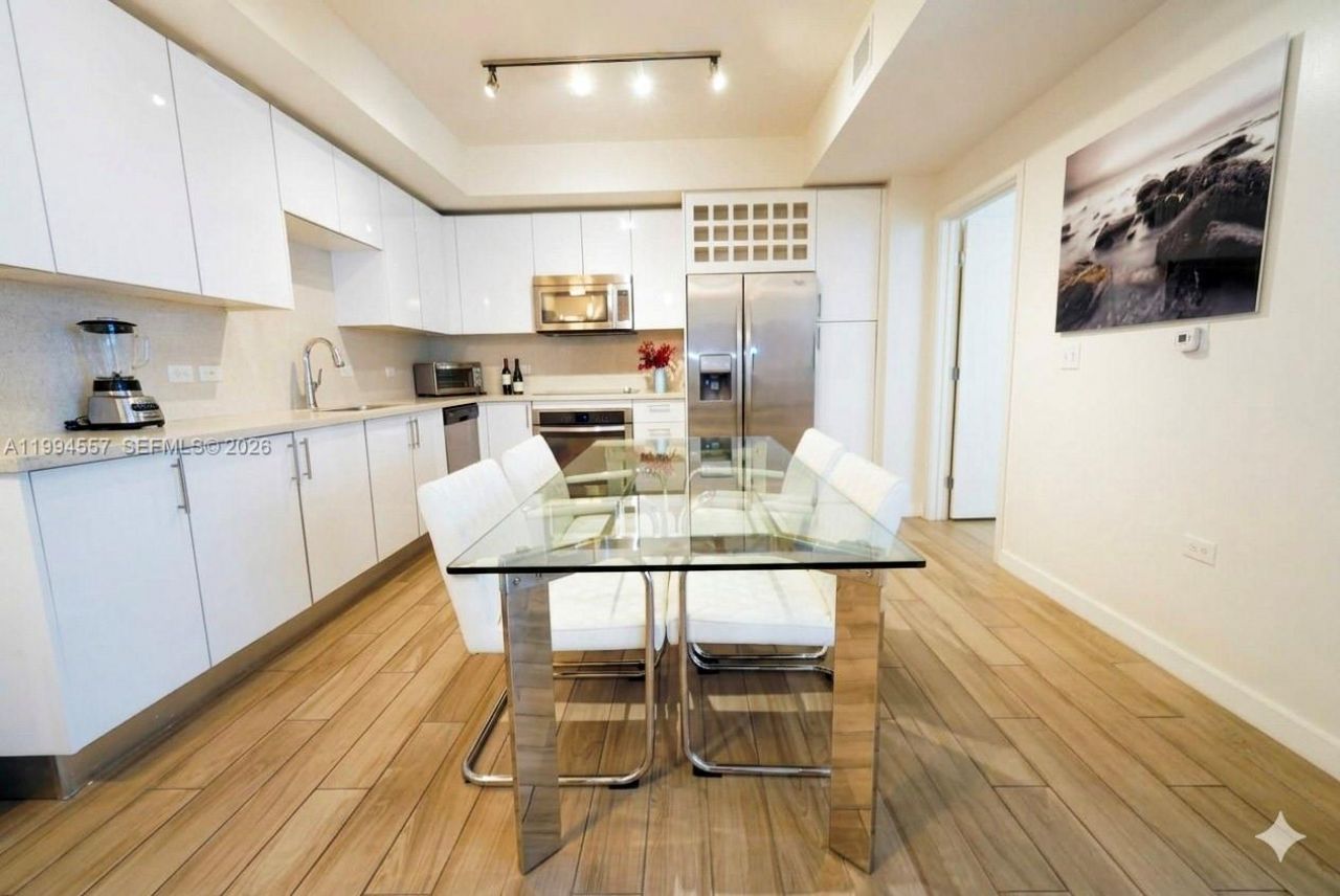 999 SW 1st Ave, Unit 2201, Miami, FL 33130 Photo