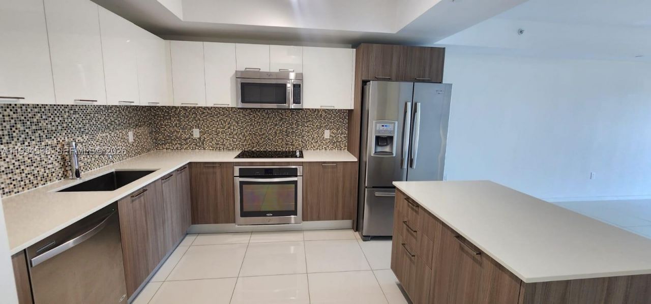 5300 Paseo Blvd, Unit 710, Doral, FL 33166 Main Photo