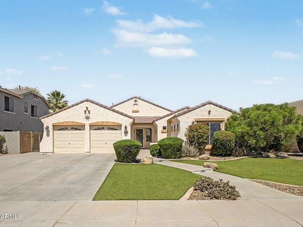 3546 E FAIRVIEW Street, Gilbert, AZ 85295