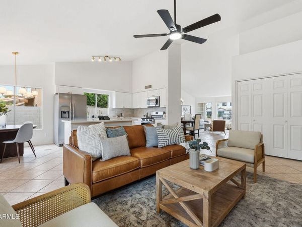 7756 W HEARN Road, Peoria, AZ 85381