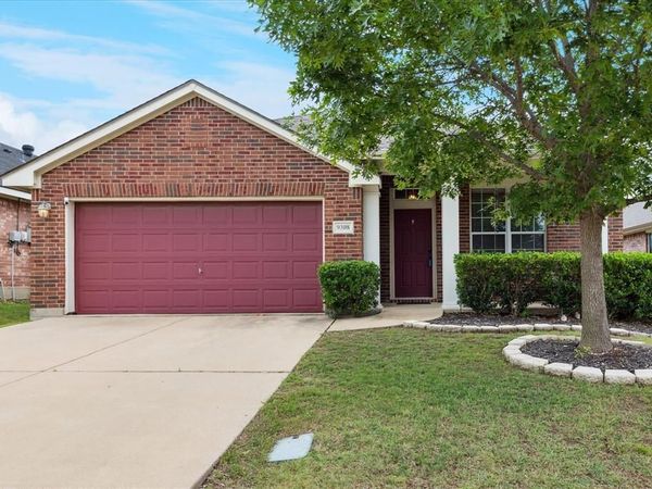 9308 Comanche Ridge Drive, Fort Worth, TX 76131