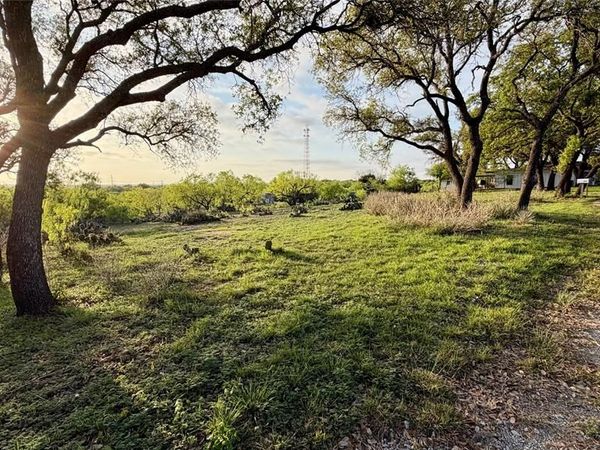 1811 S Oak Street , Brady, TX 76825