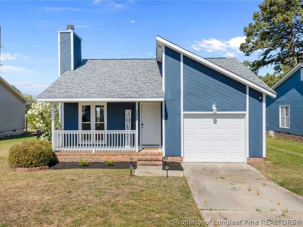 6873 Kingsgate Drive, Fayetteville, NC 28314