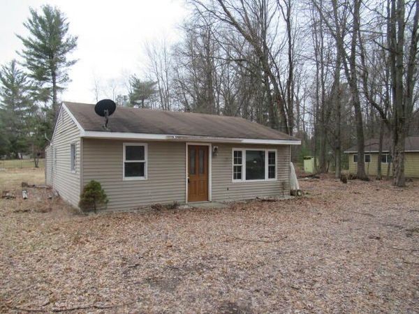 1724 W 3rd Street, Prescott, MI 48756