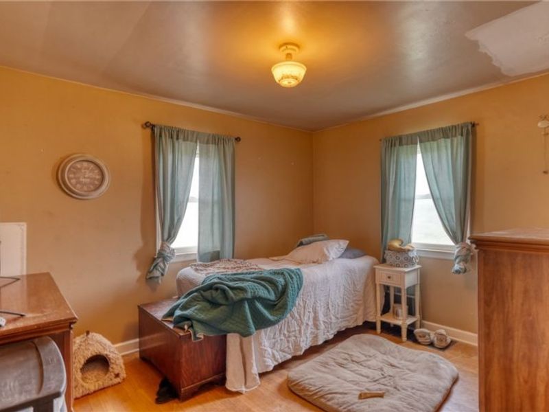 825 Friendship Drive, New Concord, OH 43762 Photo 15