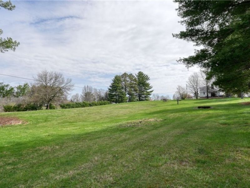 825 Friendship Drive, New Concord, OH 43762 Photo 38