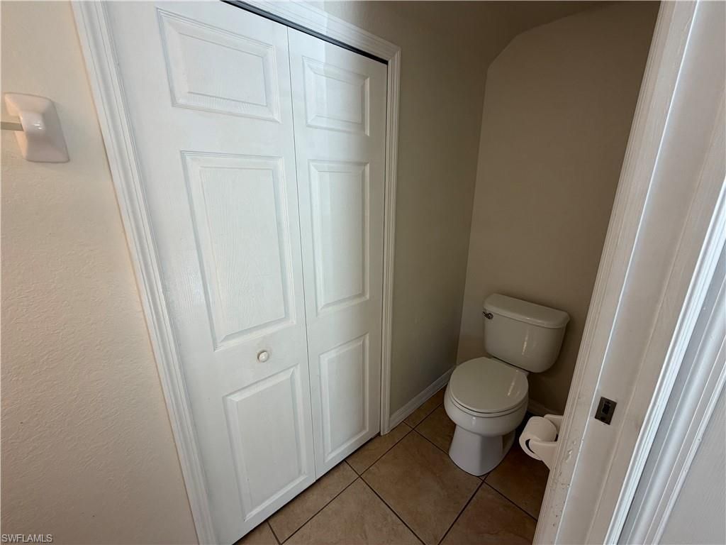 9101 Gervais Cir, Unit 1702, Naples, FL 34120 Photo