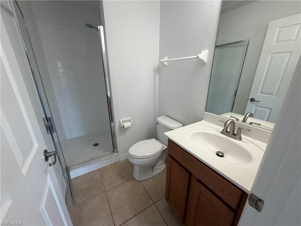 9101 Gervais Cir, Unit 1702, Naples, FL 34120 Photo