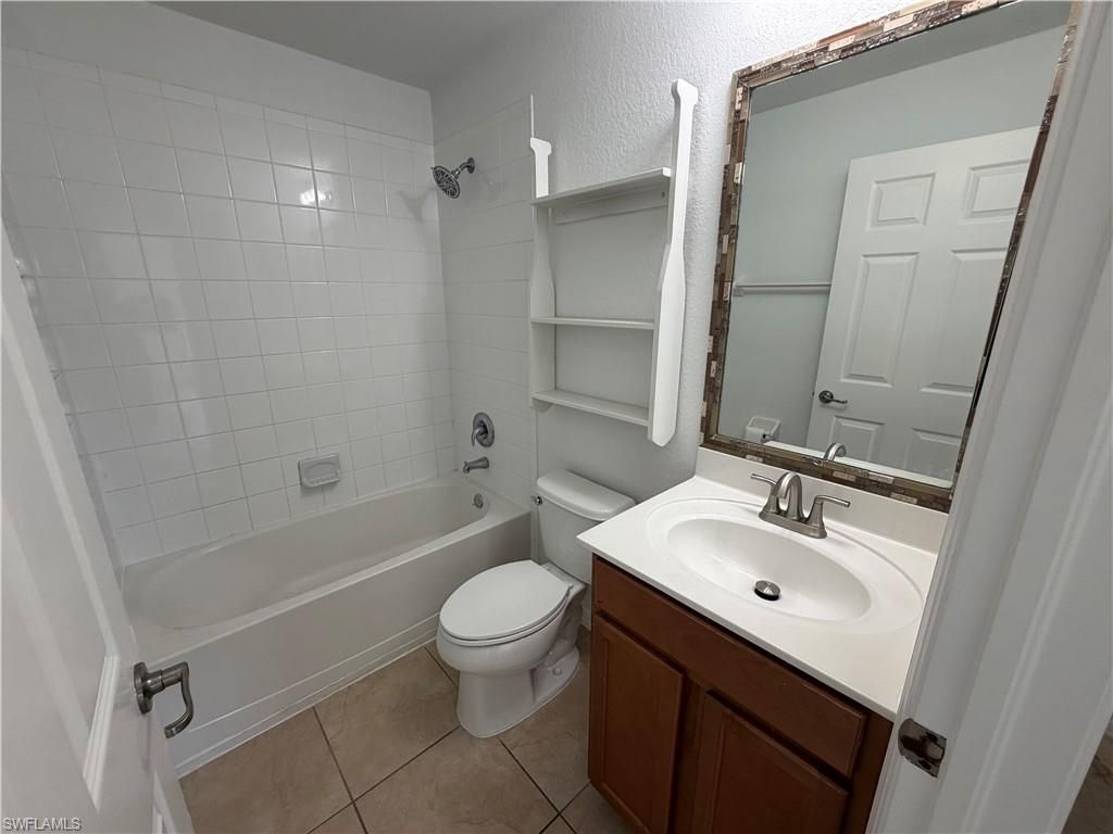 9101 Gervais Cir, Unit 1702, Naples, FL 34120 Photo