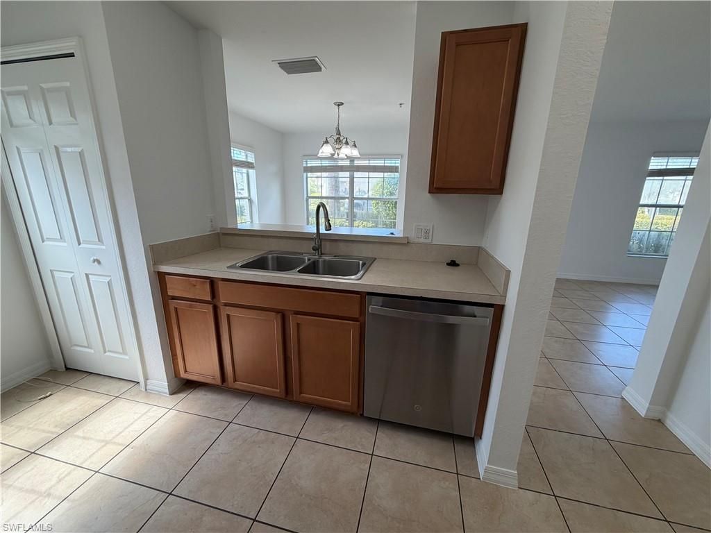 9101 Gervais Cir, Unit 1702, Naples, FL 34120 Photo