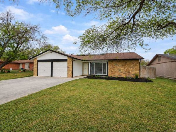 1070 Frost Fire, San Antonio, TX 78245