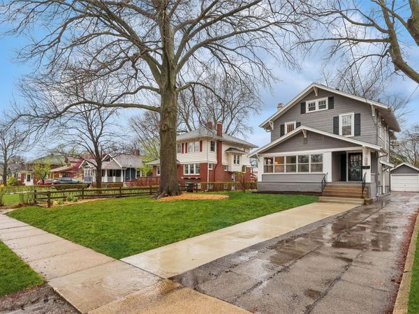 1310 40th Street, Des Moines, IA 50311