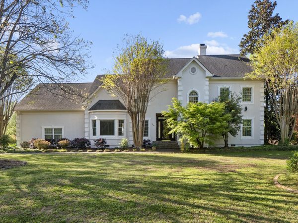 1160 Heritage Landing Drive, Chattanooga, TN 37405