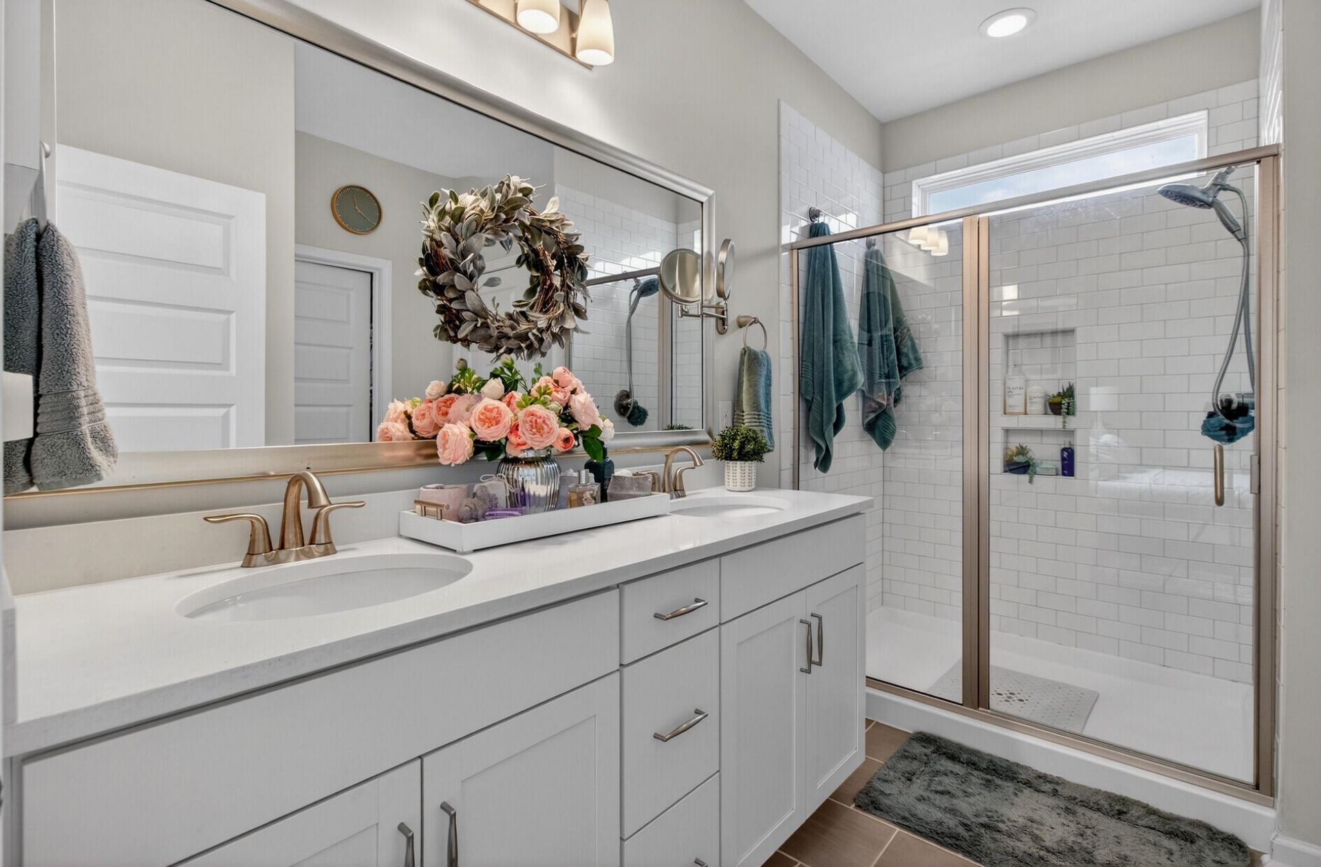 492 Rowley Lane Photo 26