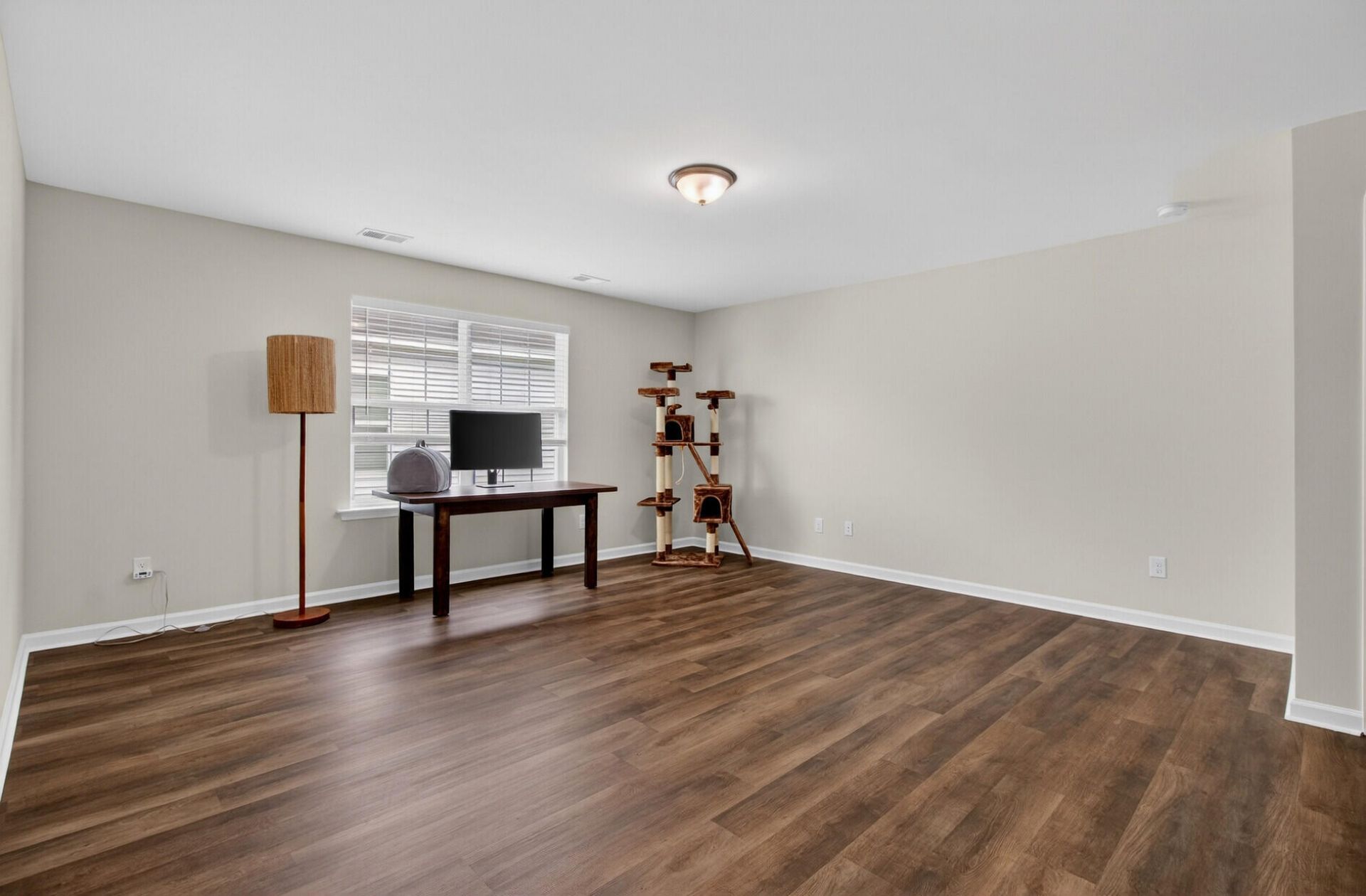 492 Rowley Lane Photo 41