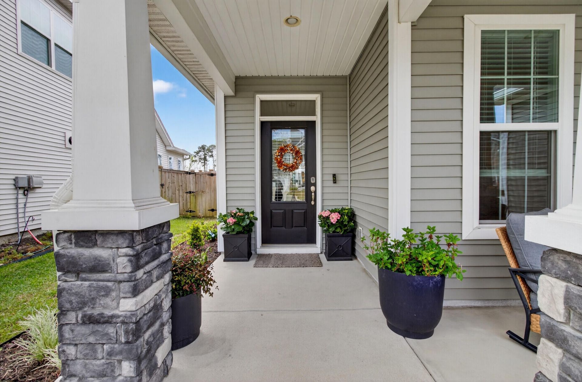 492 Rowley Lane Photo 5