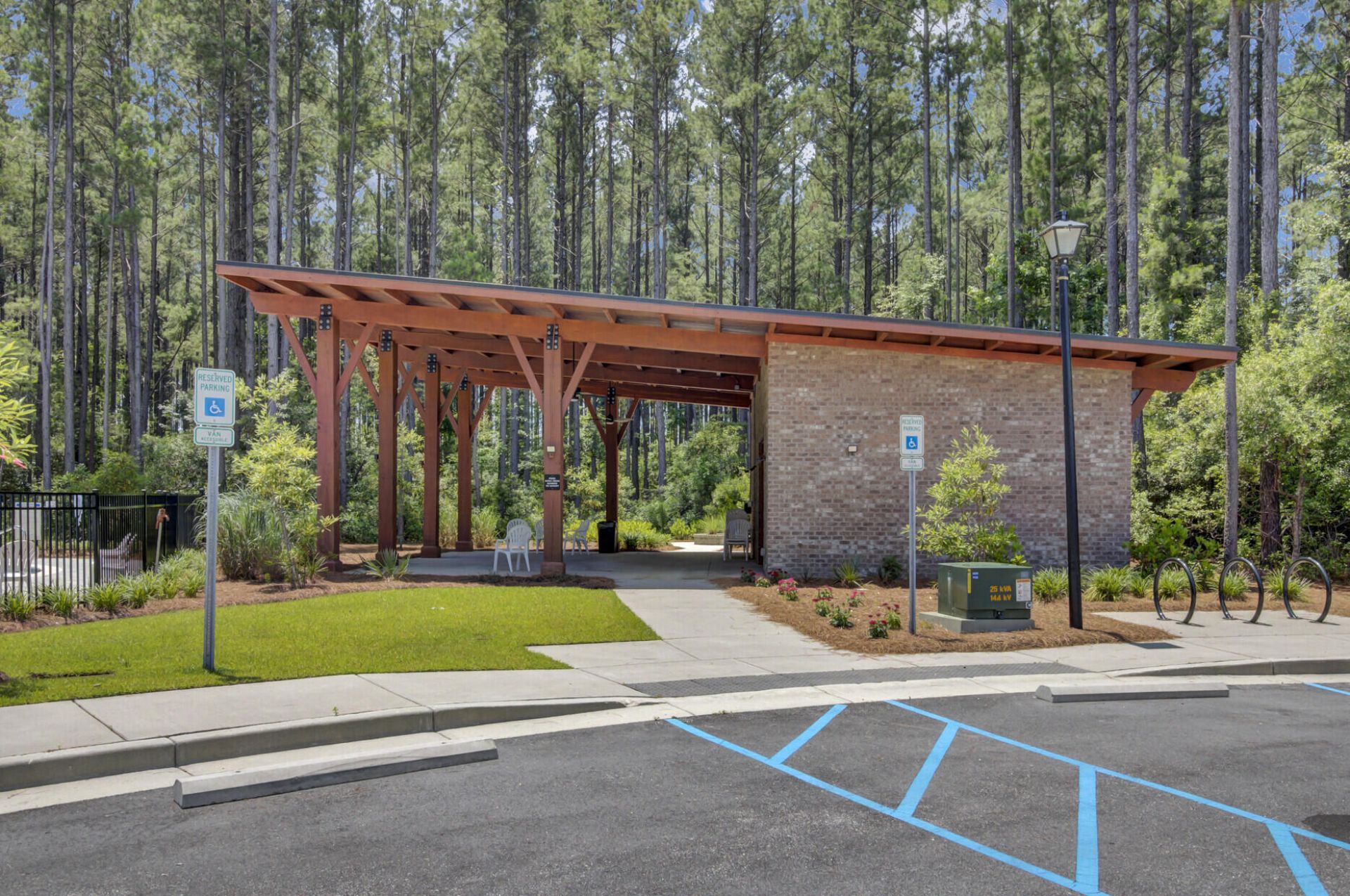 492 Rowley Lane Photo 60