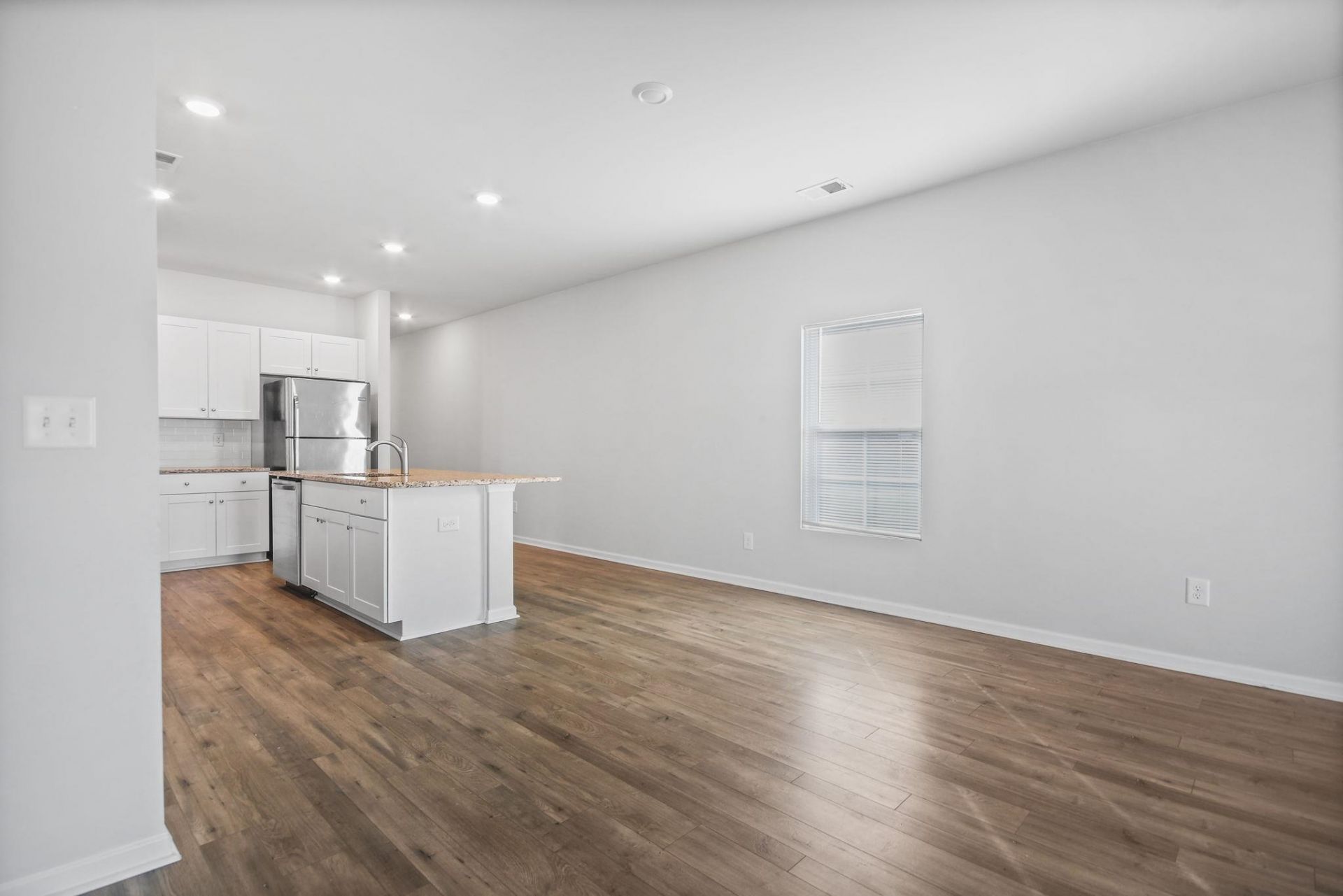 518 Carrick Loop Photo 12