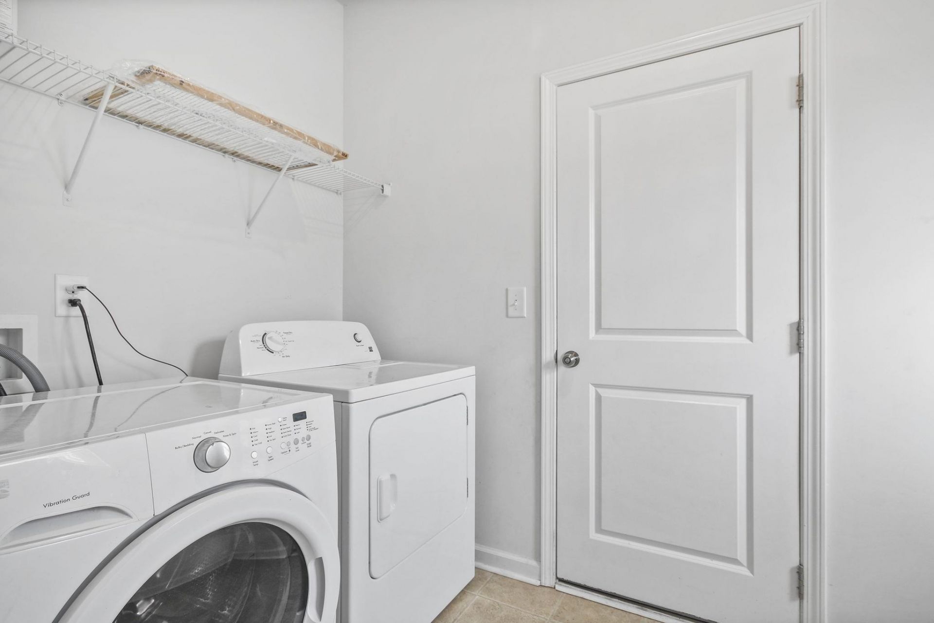 518 Carrick Loop Photo 26