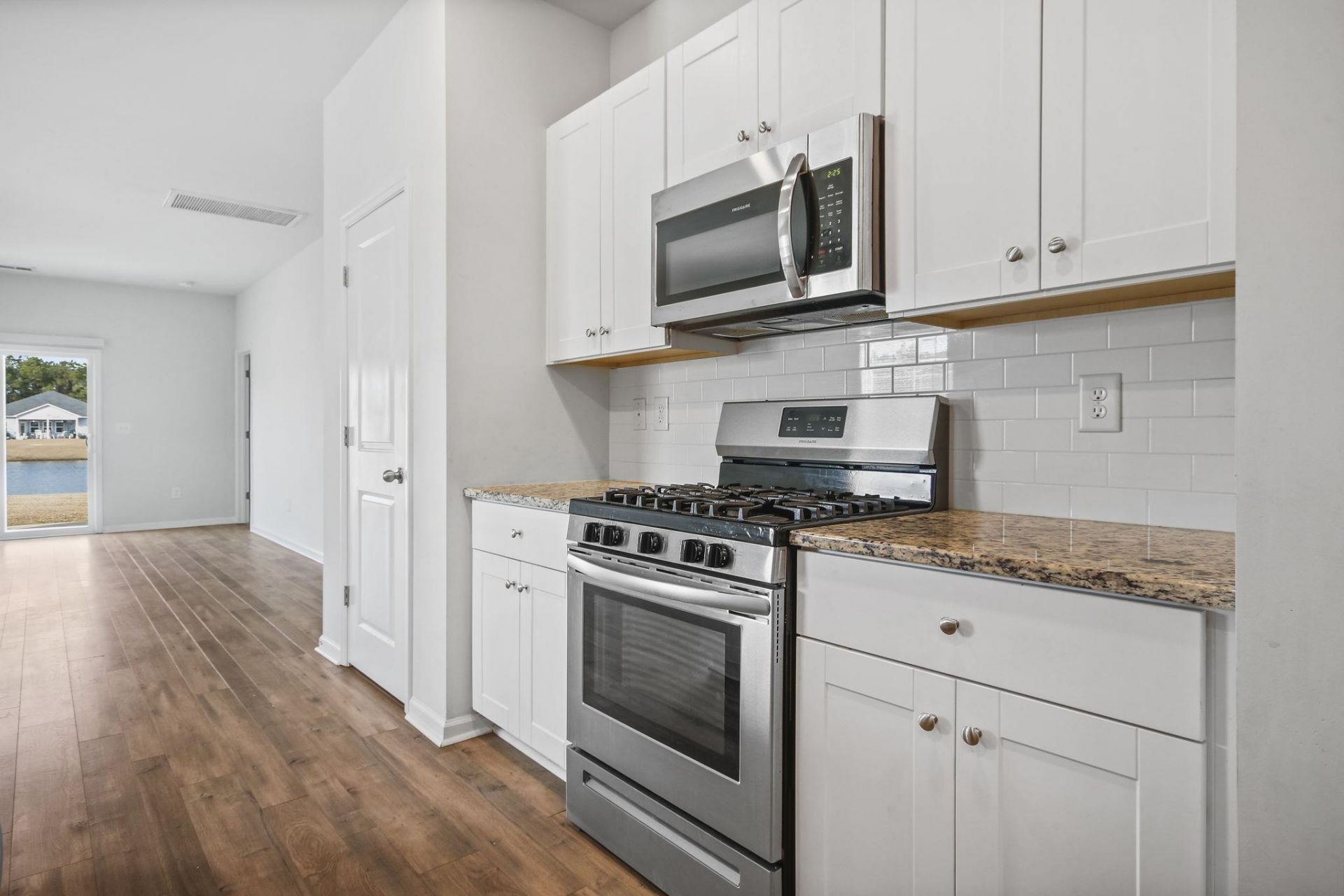 518 Carrick Loop Photo 6