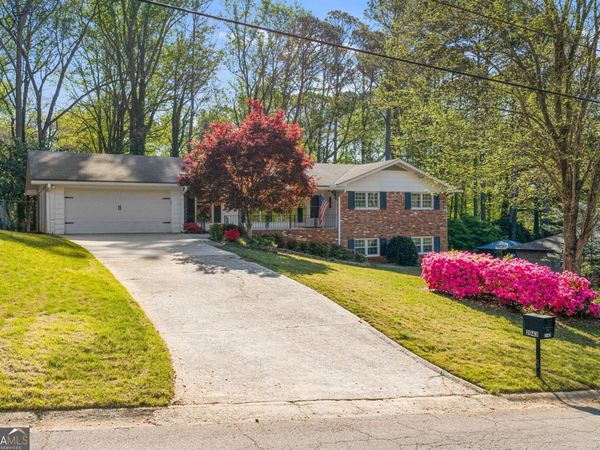 2943 Greenrock Trail, Atlanta, GA 30340