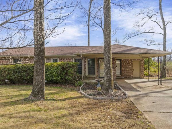 1213 Eastview Drive, Jacksonville, AR 72076