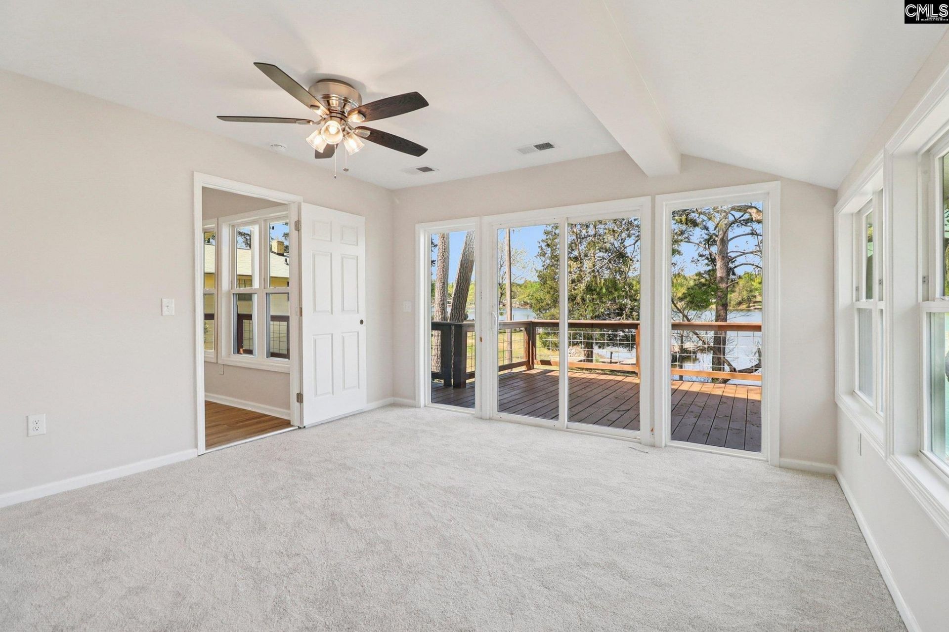 262 Breezy Bay Drive Photo 11