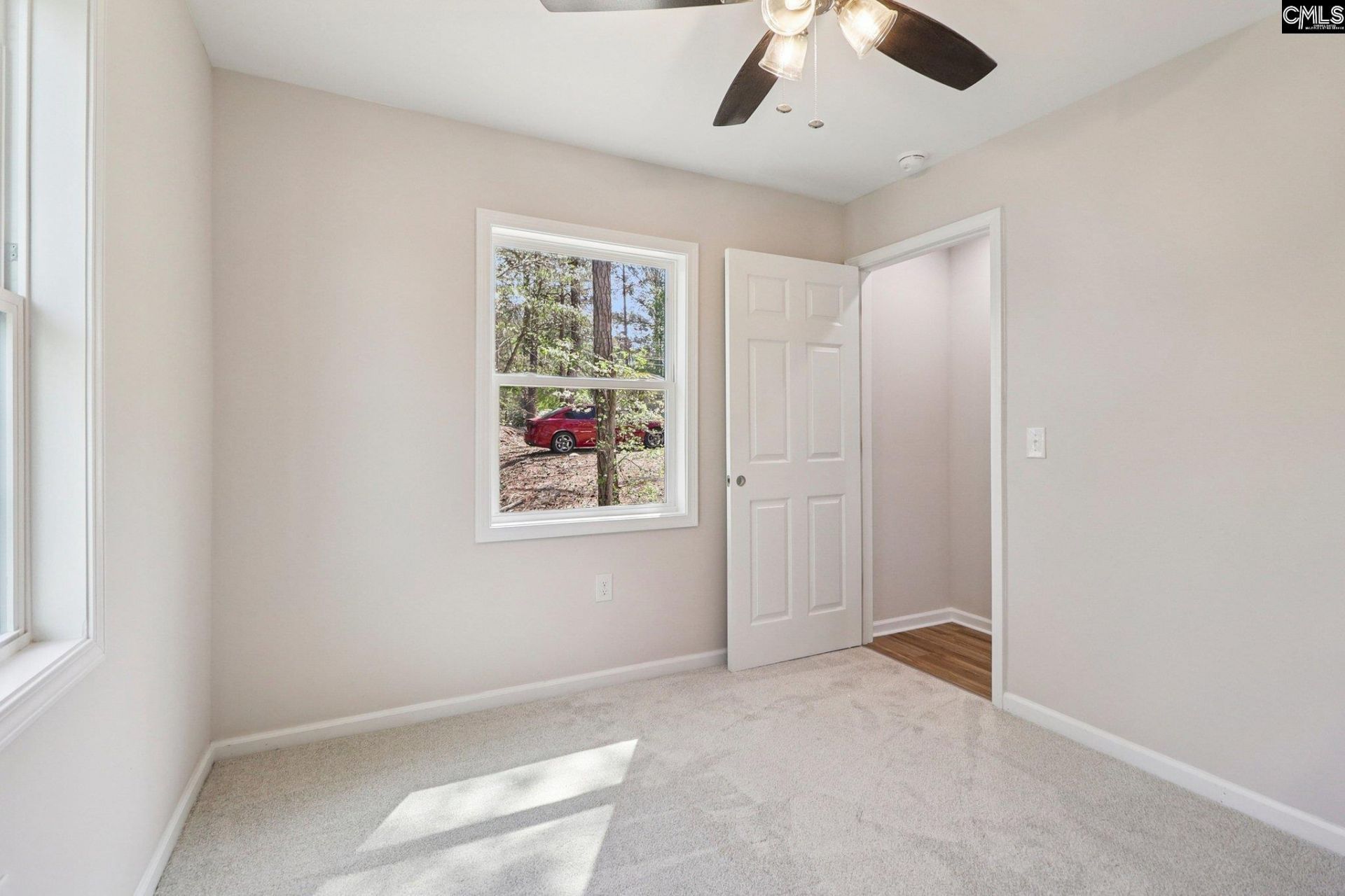 262 Breezy Bay Drive  Photo 15