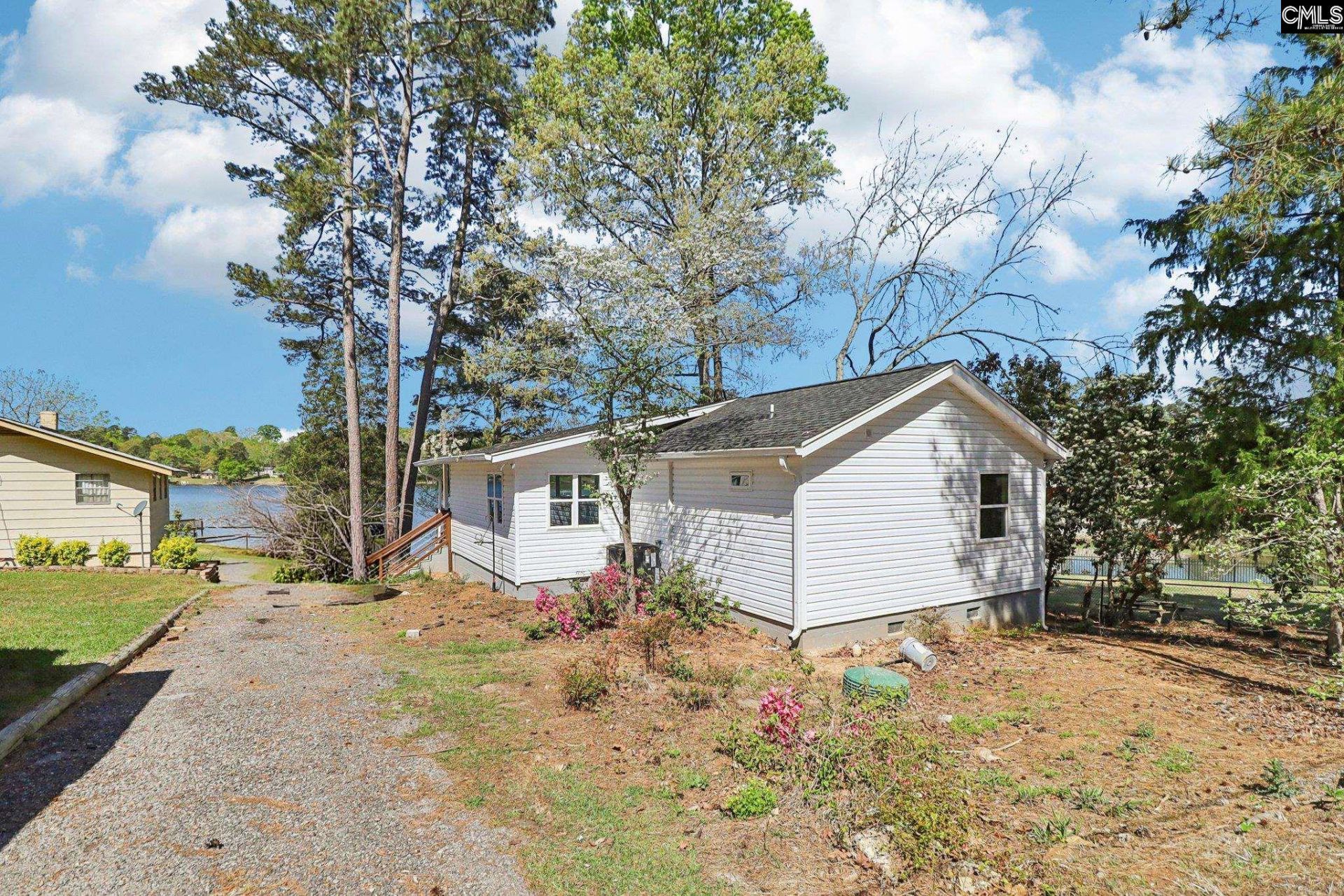 262 Breezy Bay Drive Photo 4