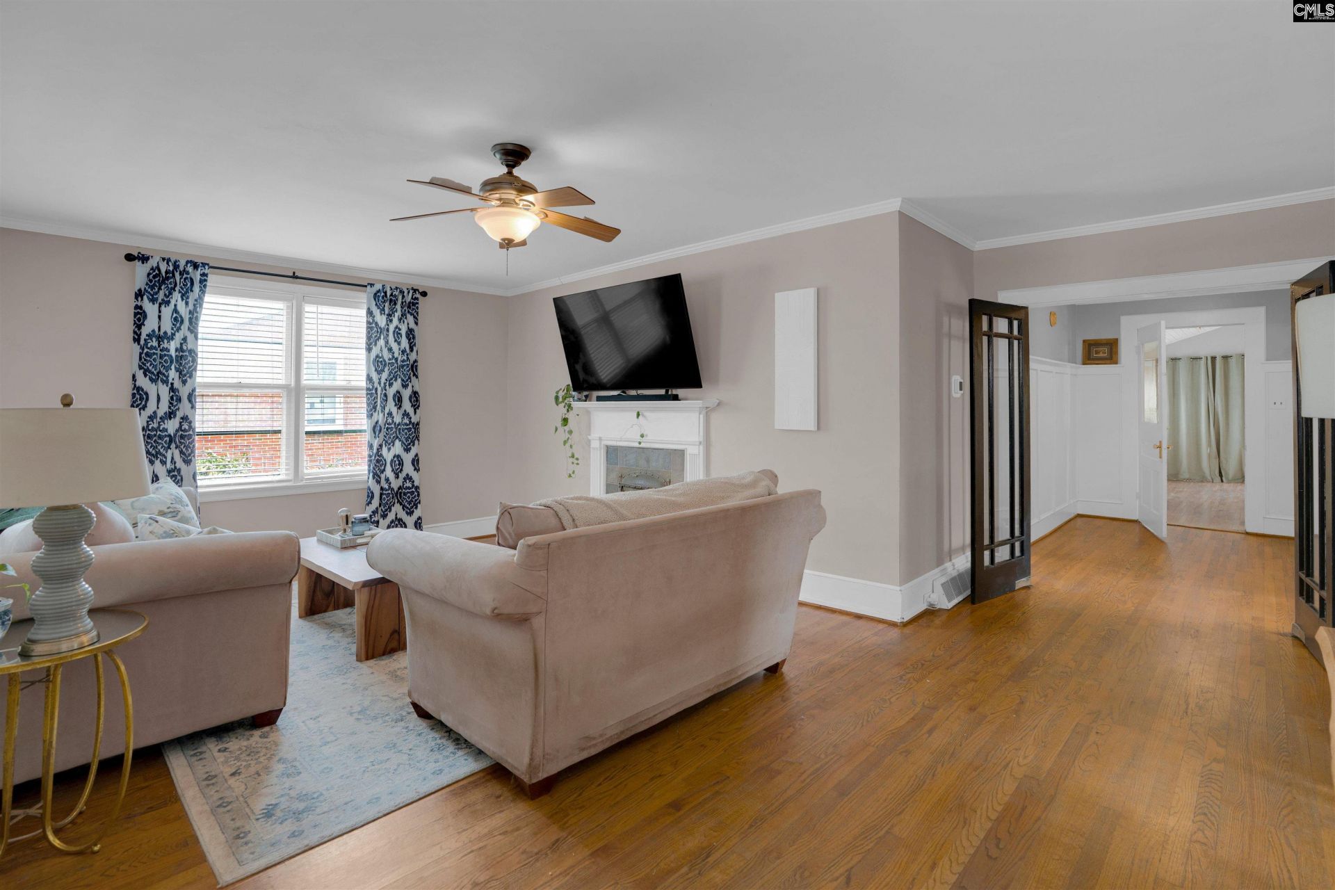 607 Holland Avenue  Photo 11