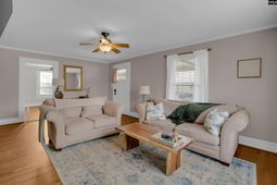 607 Holland Avenue  photo 4