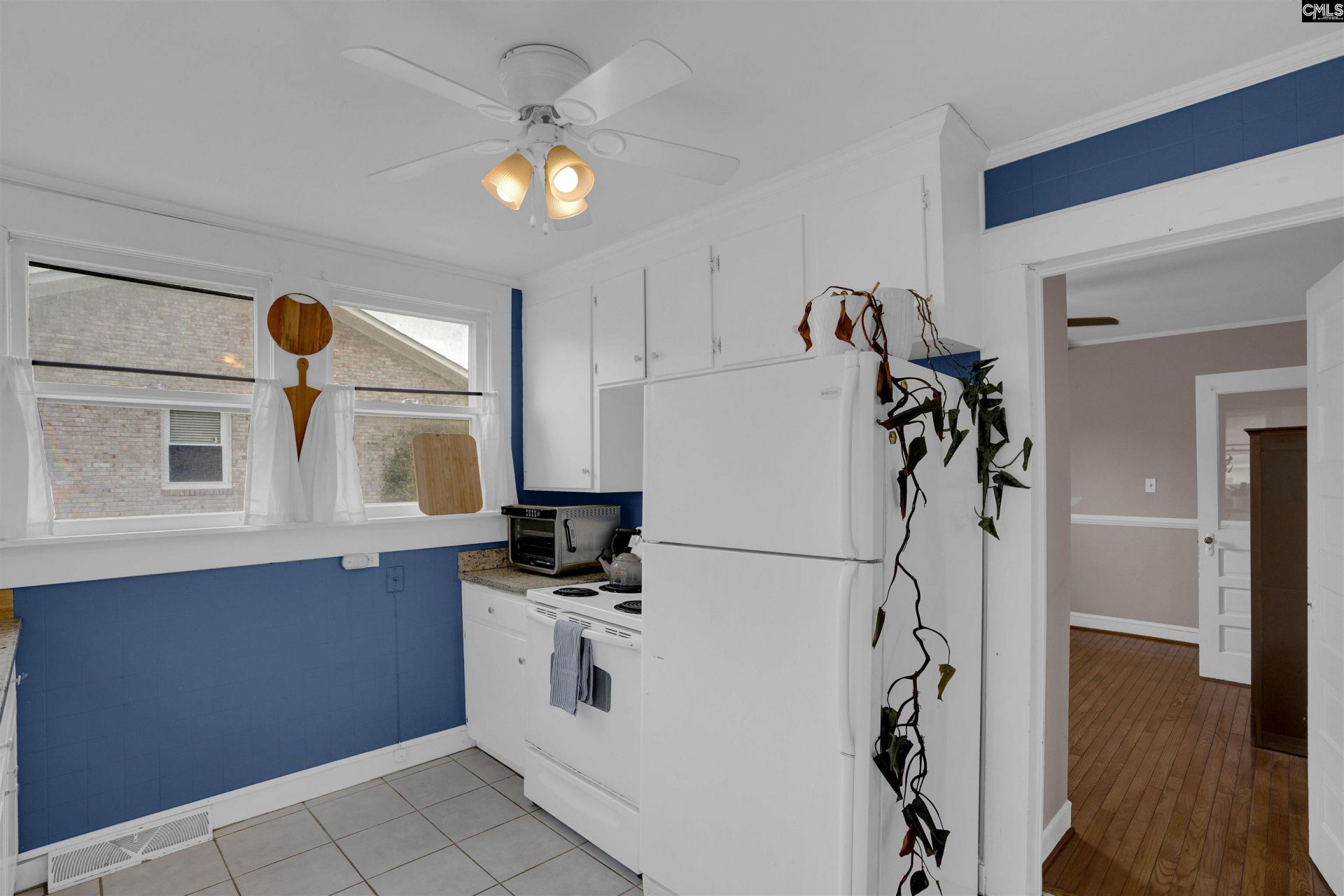 607 Holland Avenue  Photo 25