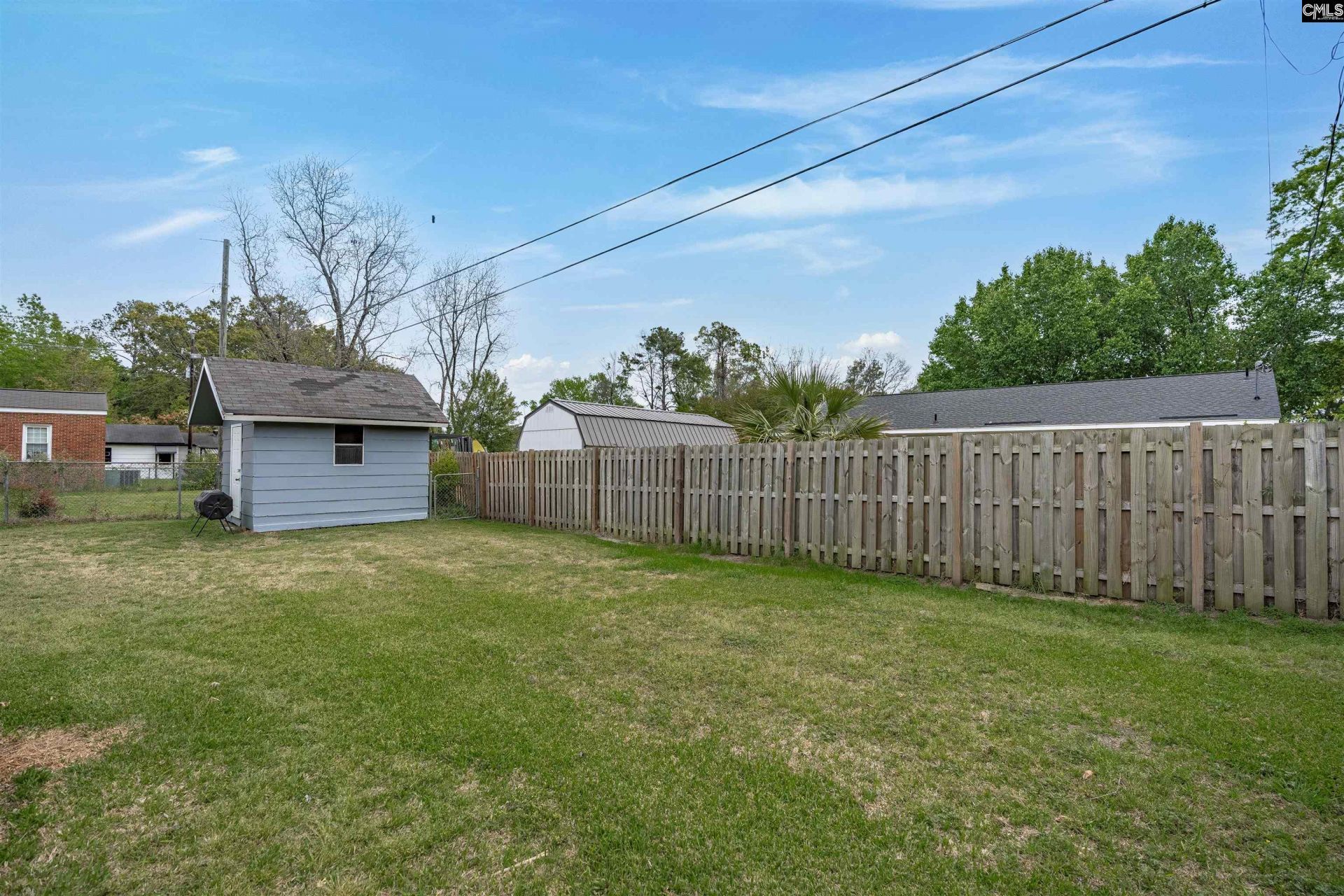 607 Holland Avenue  Photo 34