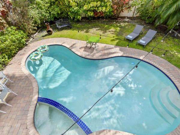 614 SE 5th Court, Fort Lauderdale, FL 33301