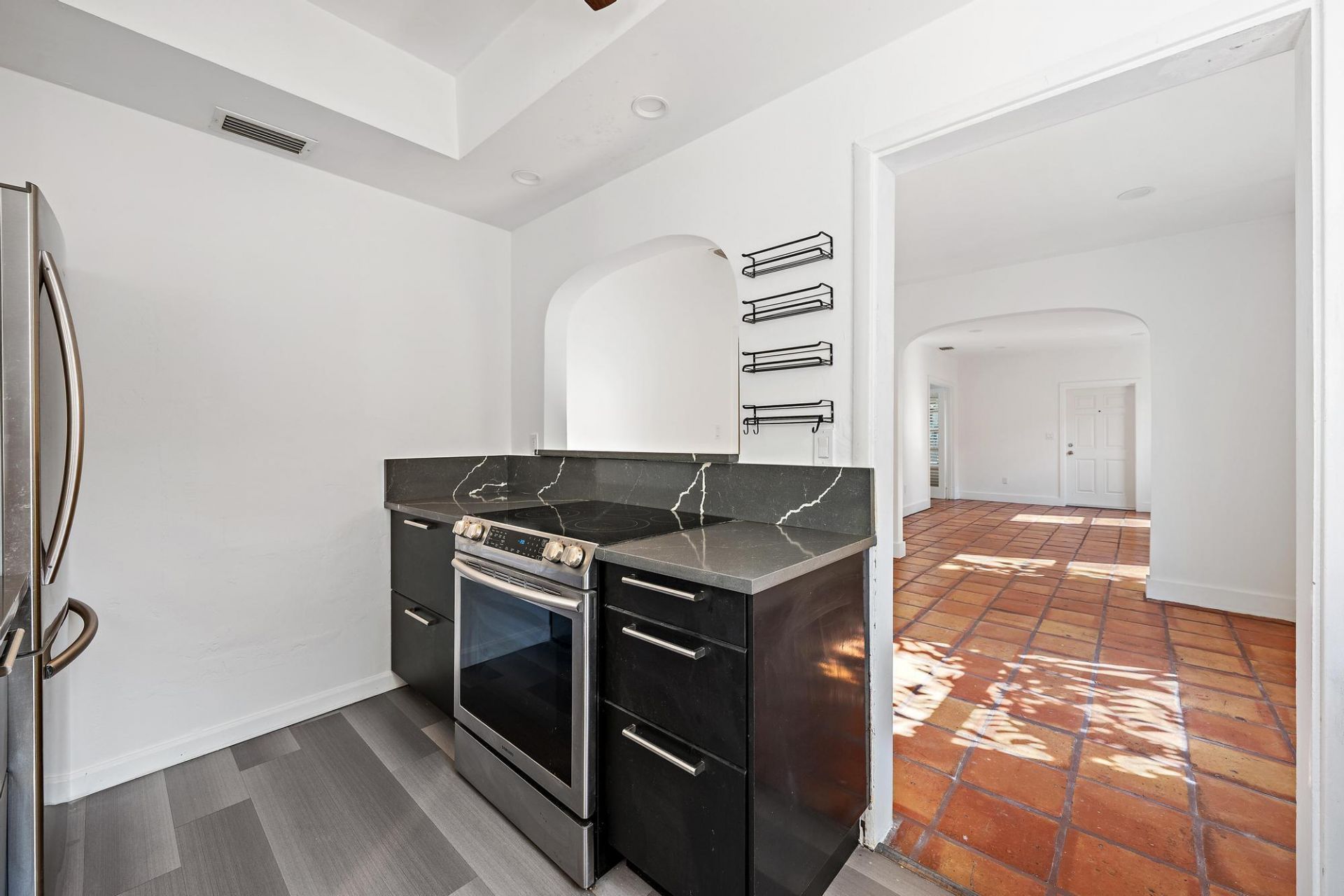 429 48th Street, West Palm Beach, FL 33407 Photo