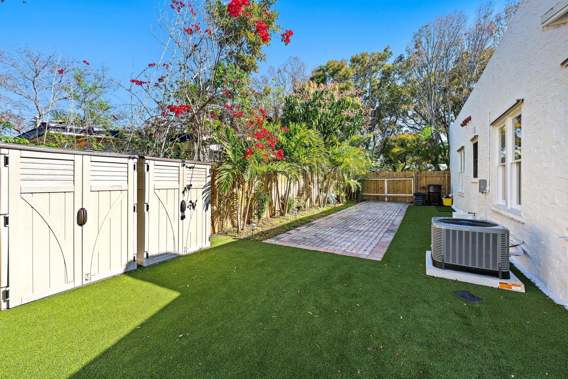 429 48th Street, West Palm Beach, FL 33407 Photo