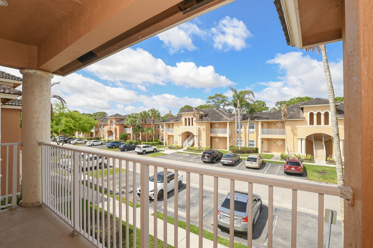 8311 Mulligan Circle, Port Saint Lucie, FL 34986 Photo