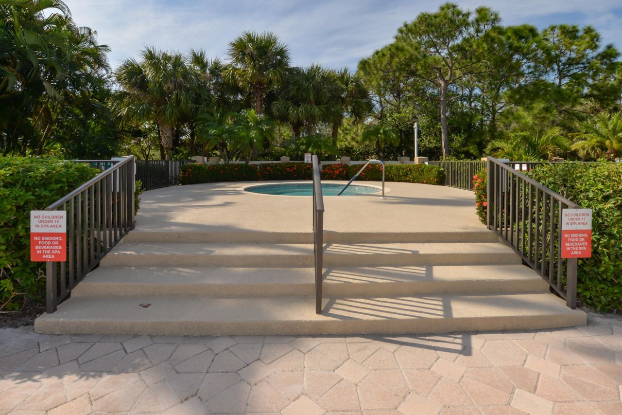 8311 Mulligan Circle, Port Saint Lucie, FL 34986 Photo