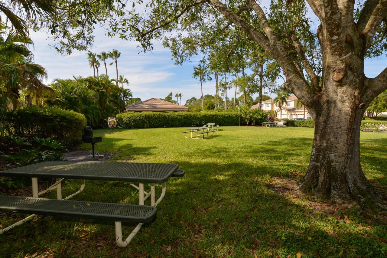 8311 Mulligan Circle, Port Saint Lucie, FL 34986 Photo