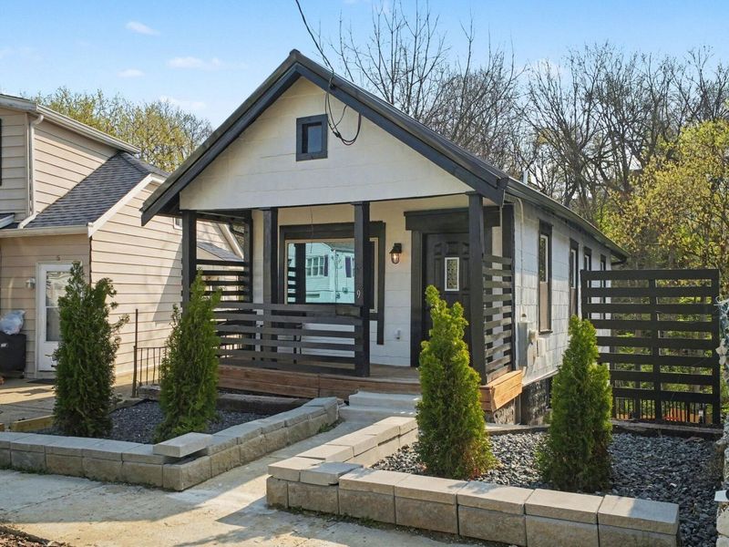 9 Alberta Street, Covington, KY 41016 Photo 1