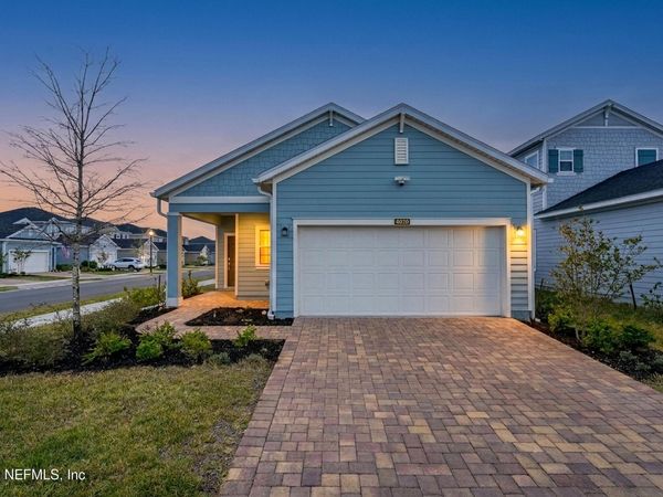 4020 HAYDON BURNS Place, Jacksonville, FL 32217