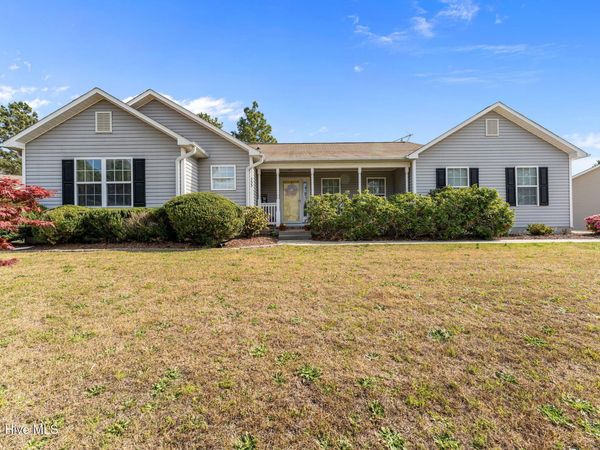 355 Woodgreen Drive, Aberdeen, NC 28315