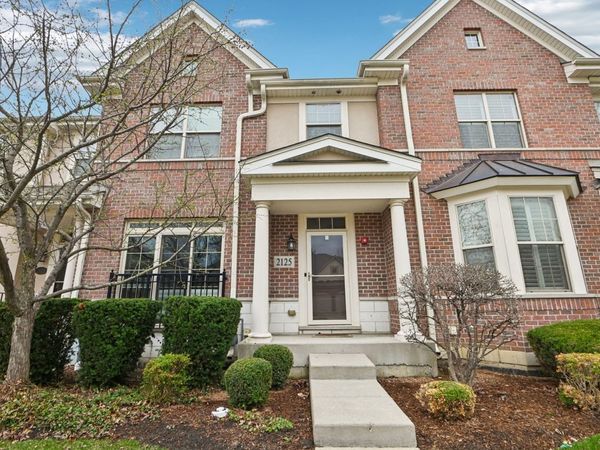 2125 Apple Hill Lane , Buffalo Grove, IL 60089
