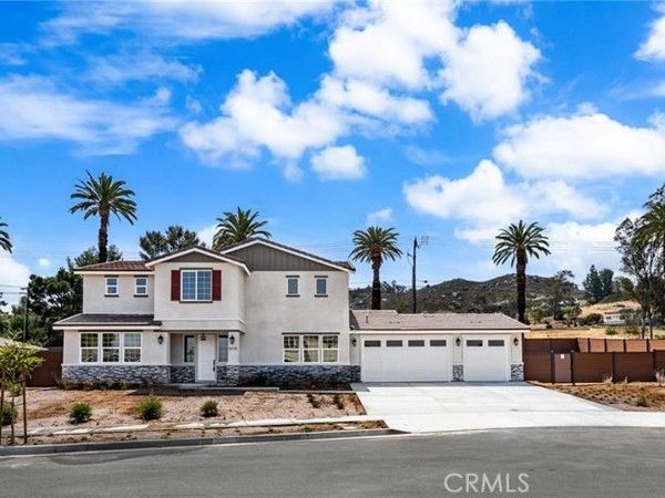 5978 Copperfield Avenue , Riverside, CA 92506