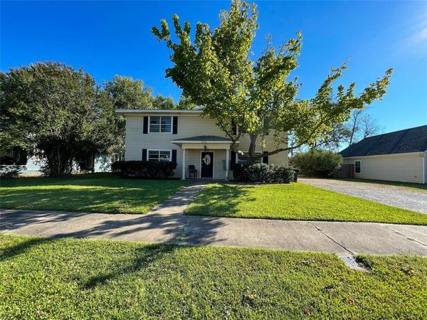 1016 W Gandy Street, Unit 4, Denison, TX 75020