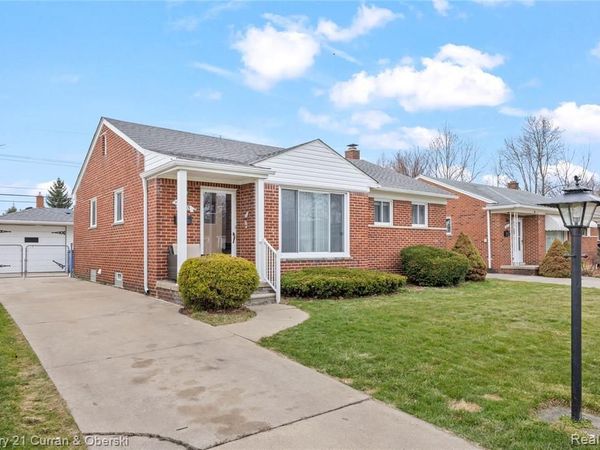8605 Dixie Lane , Dearborn Heights, MI 48127