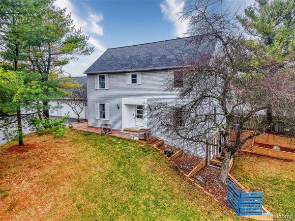 12921 Ann Lynn Drive, Green Oak Twp, MI 48178