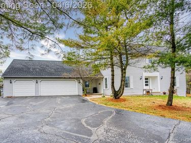 12921 Ann Lynn Drive, Green Oak Twp, MI 48178