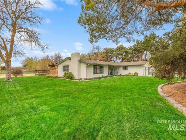 7419 S Greenacres Dr., Boise, ID 83609