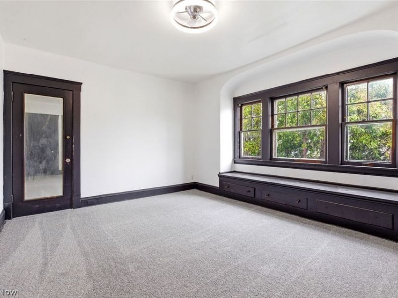 11816 Buckingham Avenue, Cleveland, OH 44120 Photo 16